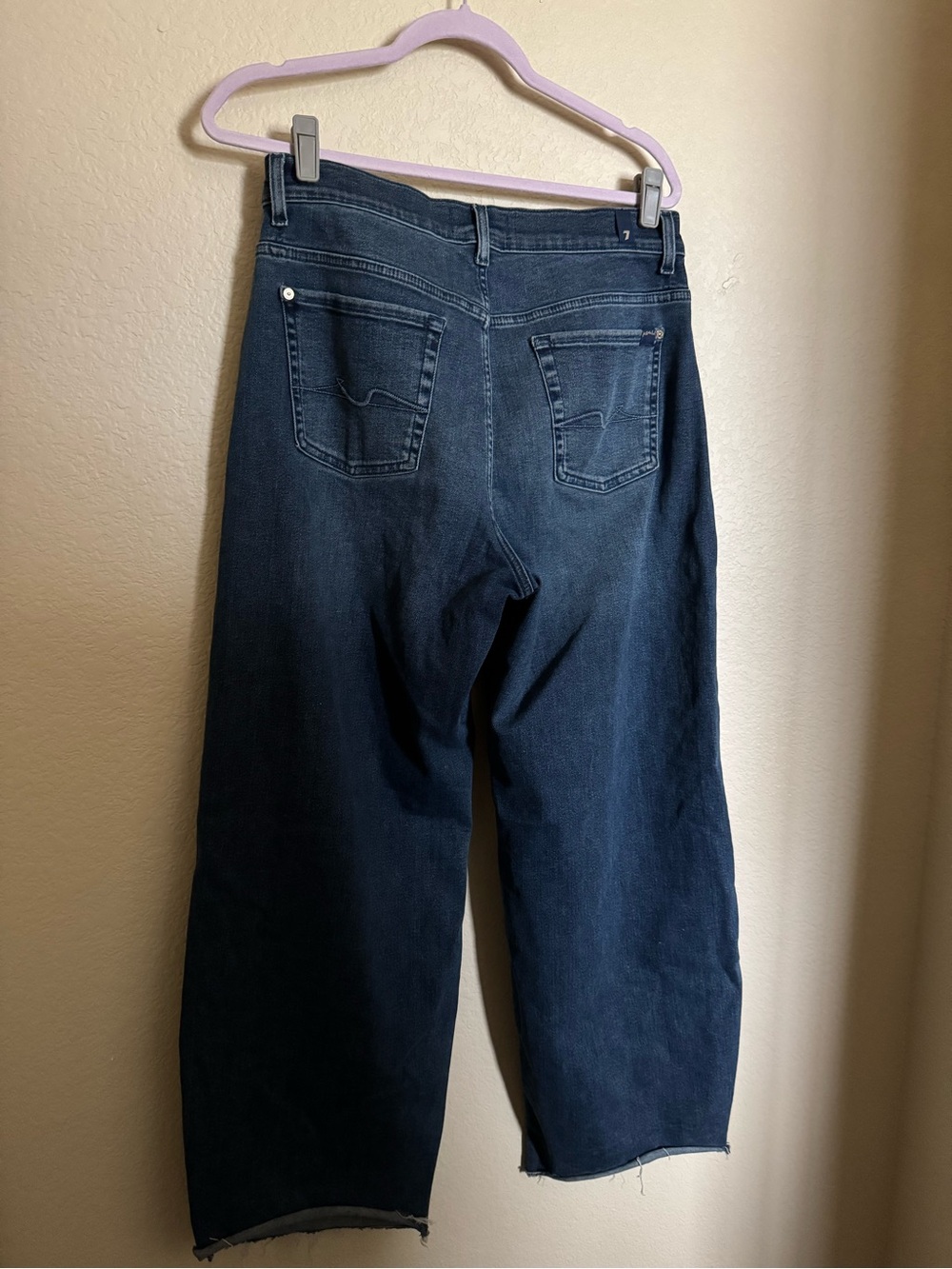 7 FOR ALL MANKIND - Bonnie curvilinear raw cut jeans size 28 dark blue barrel - Picture 6 of 10